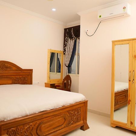 Saba Executive Rooms And Apartments Hyderabad Eksteriør billede