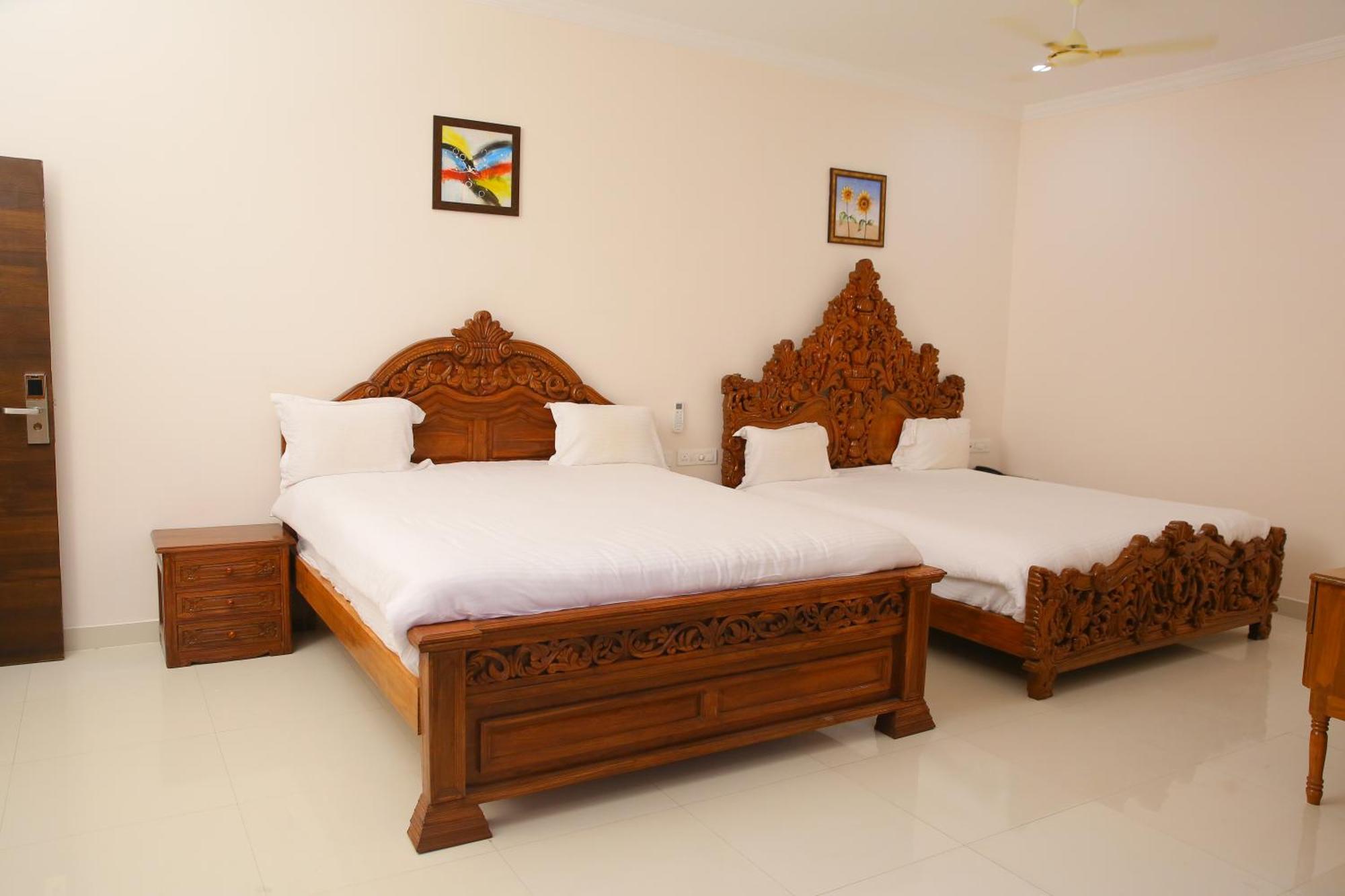 Saba Executive Rooms And Apartments Hyderabad Eksteriør billede