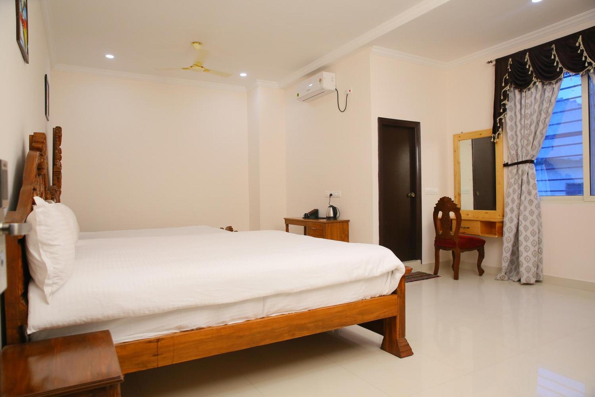 Saba Executive Rooms And Apartments Hyderabad Eksteriør billede